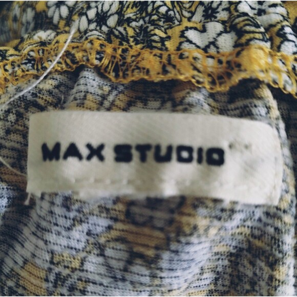Max Studio Top Women's L  Ruched Long Sleeves Modest Gathered Neck Yellow Floral - Picture 8 of 10